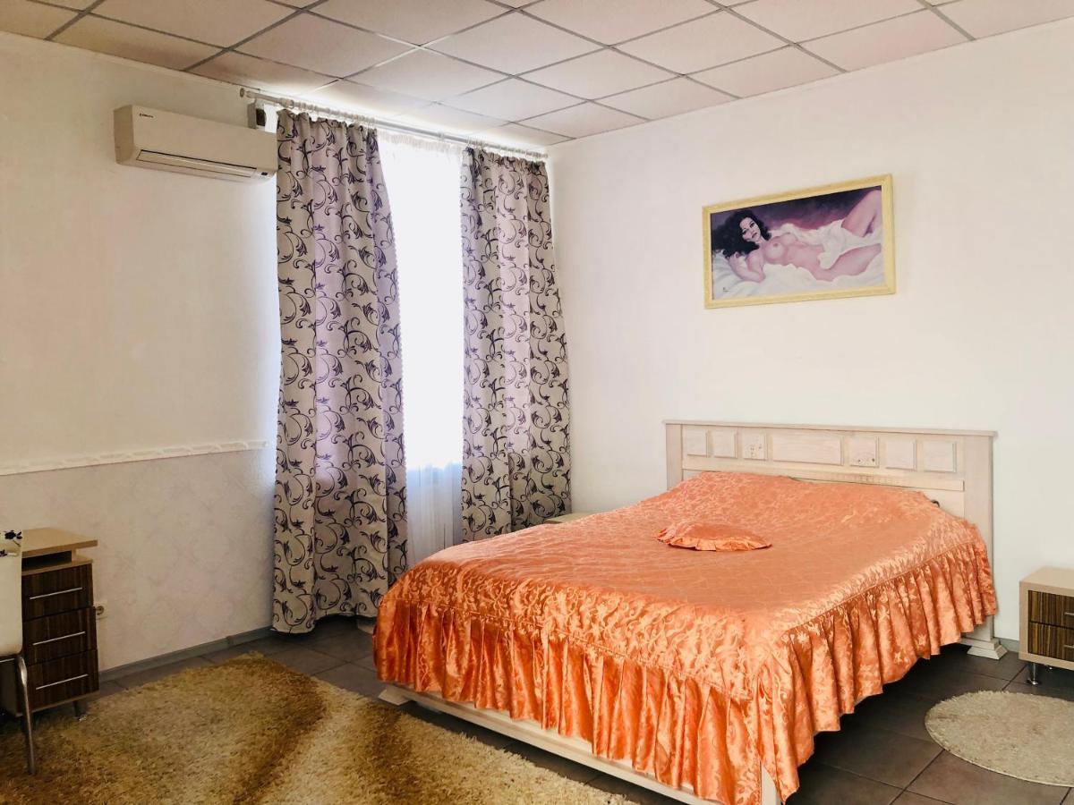 Отель Меридиан Zolotonosha Eksteriør bilde